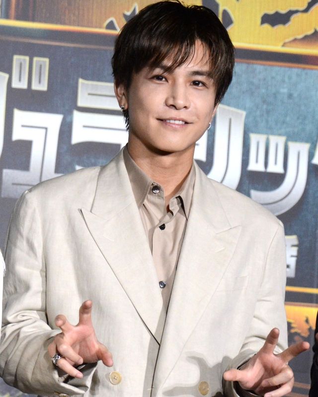 岩田剛典、5分で描いた恐竜の絵が上手すぎ！映画『ジュラシック・ワールド／復活の大地』新章始動イベント（5枚目）