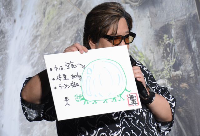 岩田剛典、5分で描いた恐竜の絵が上手すぎ！映画『ジュラシック・ワールド／復活の大地』新章始動イベント（16枚目）