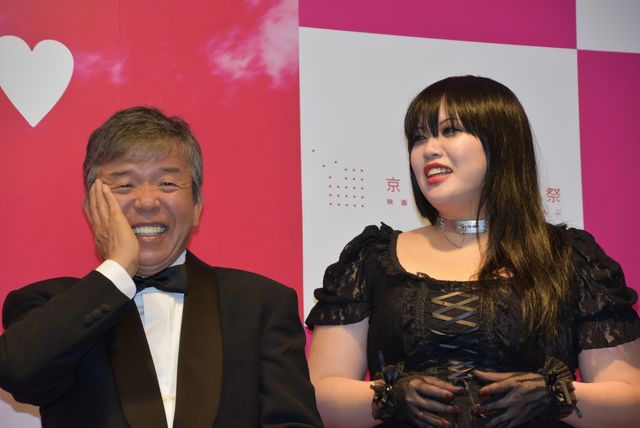 千葉雄大、山本美月をはにかみエスコート！第2回京都国際映画祭レッドカーペットフォトギャラリー（2枚目）