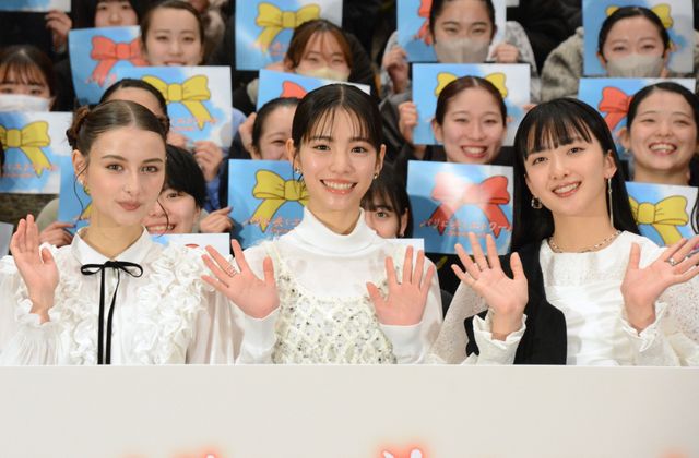 緑黄色社会、サプライズ登場で生歌唱！映画『パリに咲くエトワール』特別試写会：フォトギャラリー