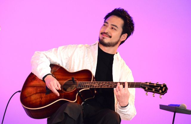 緑黄色社会、サプライズ登場で生歌唱！映画『パリに咲くエトワール』特別試写会（5枚目）