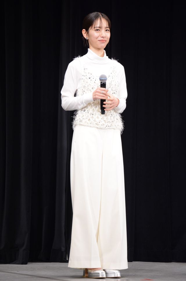 緑黄色社会、サプライズ登場で生歌唱！映画『パリに咲くエトワール』特別試写会（21枚目）