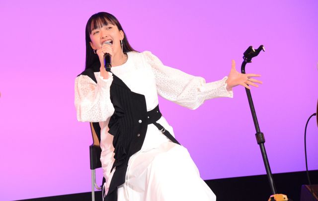 緑黄色社会、サプライズ登場で生歌唱！映画『パリに咲くエトワール』特別試写会（27枚目）