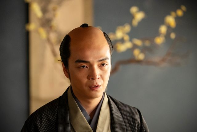 100年後のまげはどうなってる？恋川春町が思い描く未来の江戸「べらぼう」第19回場面写真（3枚目）