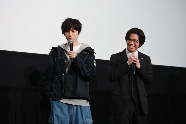 一緒に変身！『ウルトラマンアーク THE MOVIE 超次元大決戦！光と闇のアーク』グランドフィナーレ舞台あいさつの様子（4枚目）