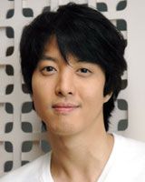 イ・ドンゴン