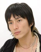 伊勢谷友介