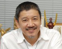 奥田瑛二監督