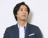 谷原章介