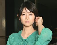 真木よう子