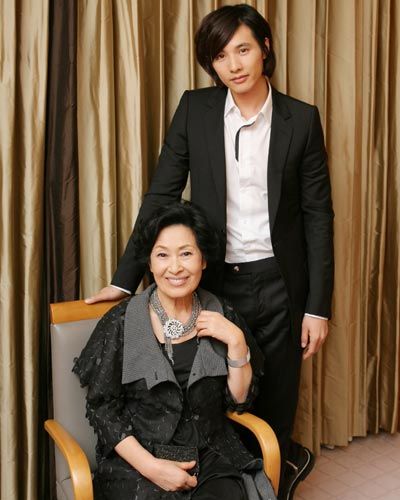『母なる証明』キム・ヘジャ、ウォンビン単独インタビュー