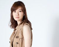 ともさかりえ