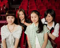 成海璃子、忽那汐里、森田彩華、草刈麻有