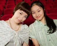 成海璃子、忽那汐里、森田彩華、草刈麻有