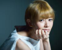 真木よう子