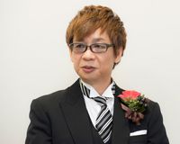 國村隼、板尾創路、山寺宏一、桐谷美玲