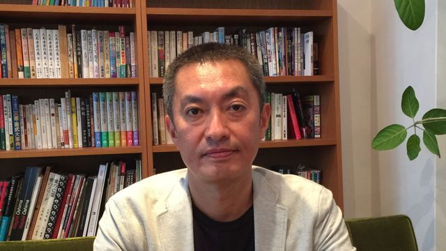 園子温という生きもの』大島新監督インタビュー動画：マホモリティリポート｜シネマトゥデイ