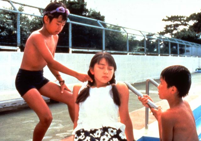 打ち上げ花火、下から見るか? 横から見るか?