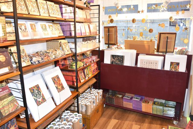 MinaLima
