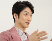 野村萬斎