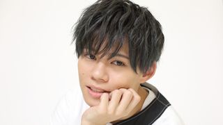 好きなタイプはスキニーパンツが似合う人!「超特急」のダンサー&俳優の両立に奮闘