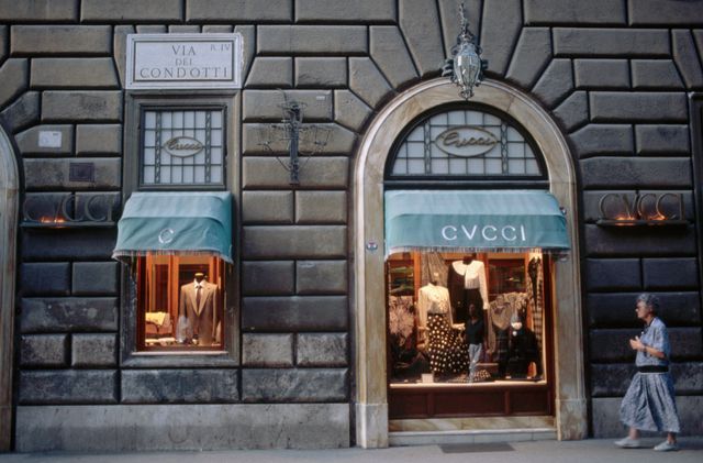 gucci shop