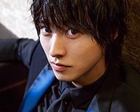 山崎賢人