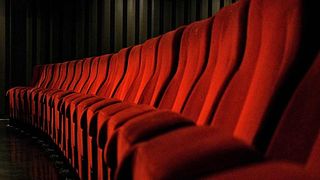 大阪の地震による映画館などの営業情報