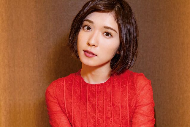 松岡茉優