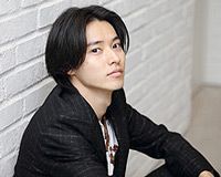 山崎賢人