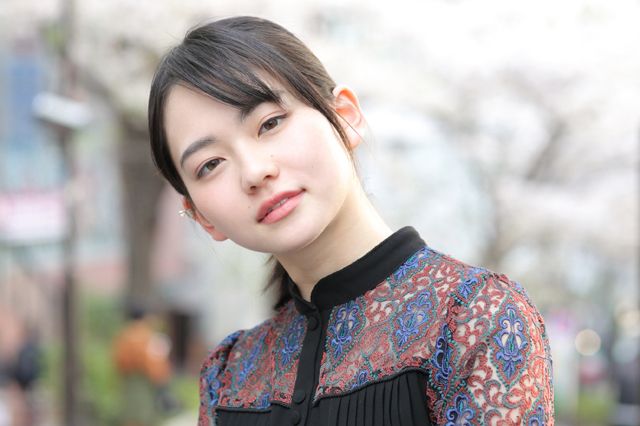 山田杏奈