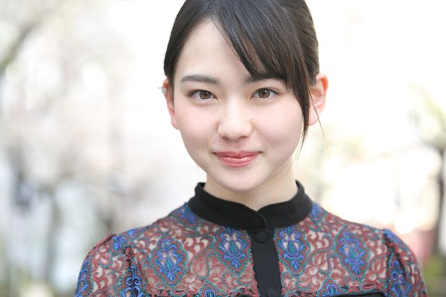 山田杏奈