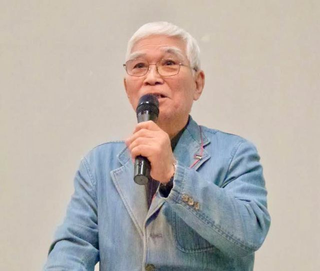 足立正生監督