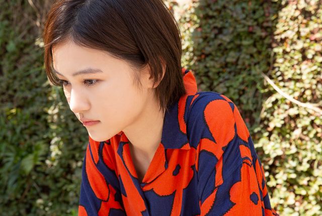 山口まゆ