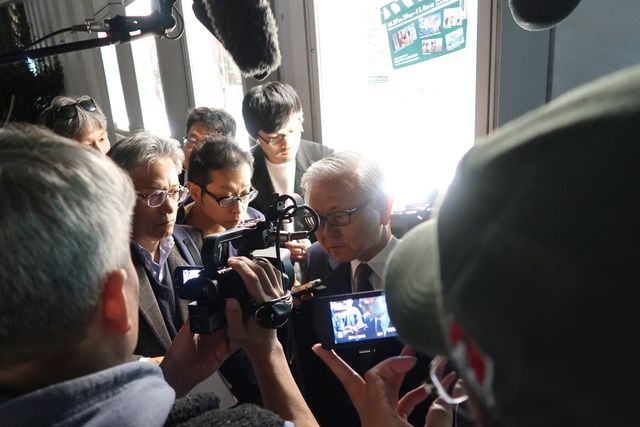 藤岡信勝副会長
