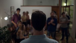 カンヌが認めた癖の強い短編コメディー映画『微妙なプレゼント / Present Imperfect』
