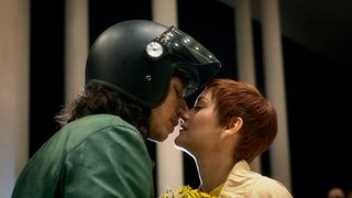 ウーマン村本、巨匠レオス・カラックスと餃子屋で映画談義!