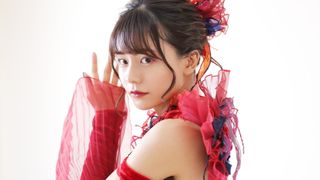 小悪魔キャラがハマる仮面ライダー美女：浅倉唯