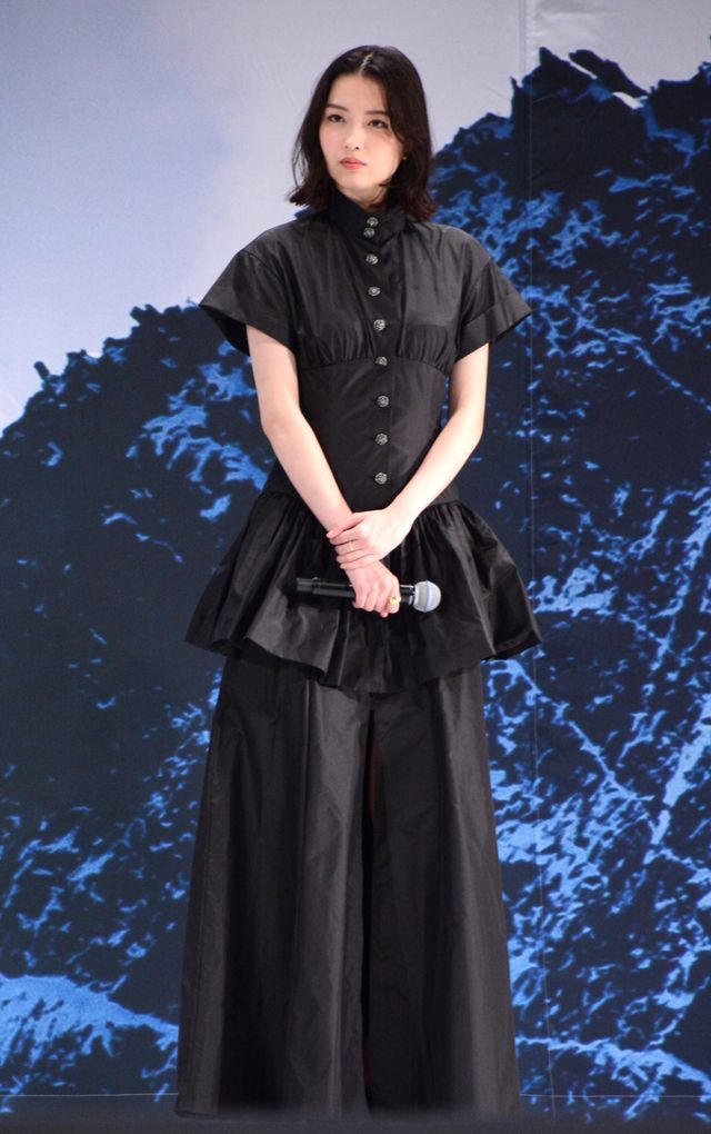 美の競演！吉永小百合、天海祐希、のん、木村文乃、茅島みずきら『てっぺんの向こうにあなたがいる』完成披露舞台挨拶（22枚目）