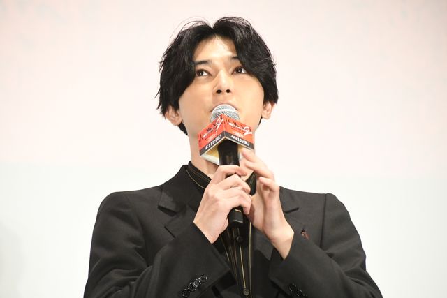 北村匠海、吉沢亮、山田裕貴らスーツでズラリ！『東リベ2』初日舞台挨拶（38枚目）