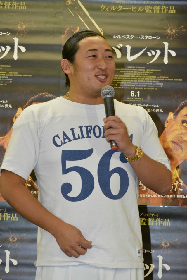 ロバート秋山、梅宮本人の前で「体モノマネ」を披露！　クラウディアさんがタイプと禁断の告白も！　画像ギャラリー：フォトギャラリー