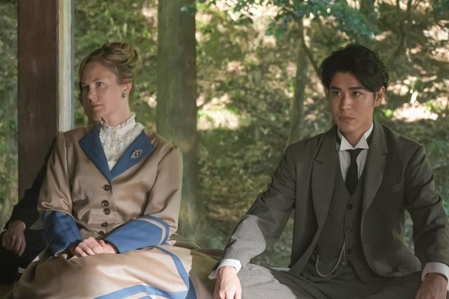 トキ（高石あかり）が怪談を…朝ドラ「ばけばけ」第64回の場面写真（2枚目）