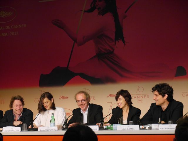 マリオン・コティヤール、シャルロット・ゲンズブール、マチュー・アマルリックが三角関係に！カンヌオープニング作品『Ismael's Ghosts』会見フォトギャラリー：フォトギャラリー