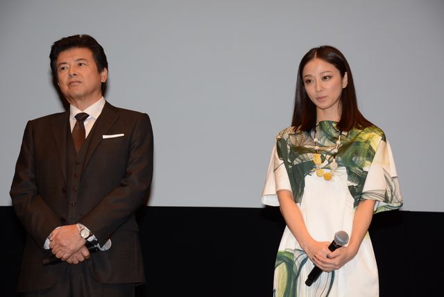 三浦友和、妻役・鈴木京香にデレデレ！貫地谷しほり＆中越典子＆渡辺大も登場！映画『救いたい』完成披露試写会フォトギャラリー（3枚目）