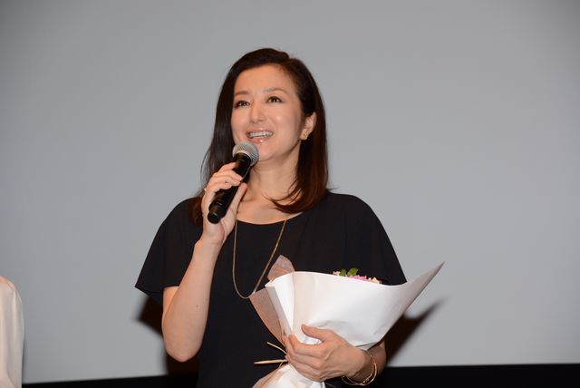 三浦友和、妻役・鈴木京香にデレデレ！貫地谷しほり＆中越典子＆渡辺大も登場！映画『救いたい』完成披露試写会フォトギャラリー（7枚目）