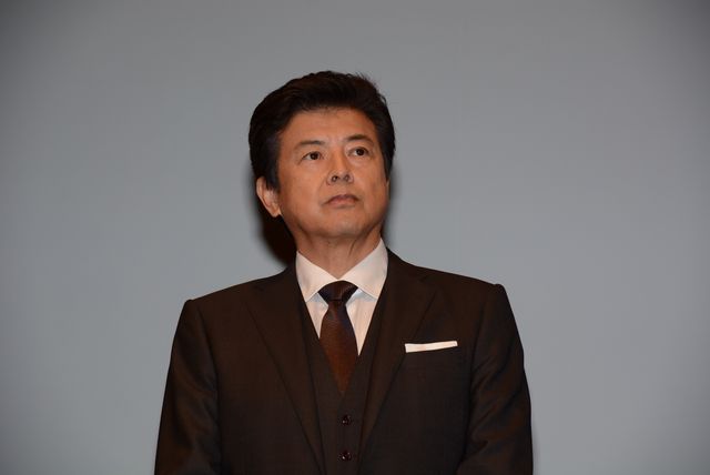 三浦友和、妻役・鈴木京香にデレデレ！貫地谷しほり＆中越典子＆渡辺大も登場！映画『救いたい』完成披露試写会フォトギャラリー（12枚目）