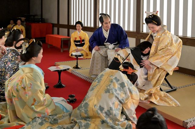 家斉（中村蒼）は秘密裏に動く…「大奥」第14回の場面写真（8枚目）