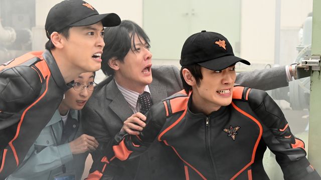 「ウルトラマンデッカー」スフィアレッドキング＆ゴモラにデッカーが挑む！12月放送回の場面写真（5枚目）