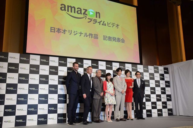 ディーン・フジオカ、清野菜名をバナナで餌付け？フォトギャラリー（18枚目）