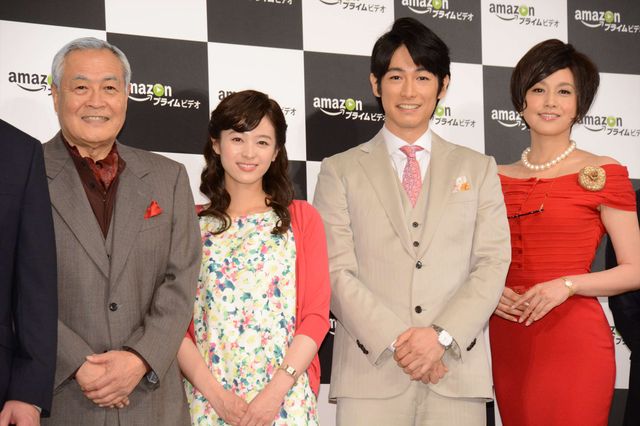 ディーン・フジオカ、清野菜名をバナナで餌付け？フォトギャラリー（19枚目）